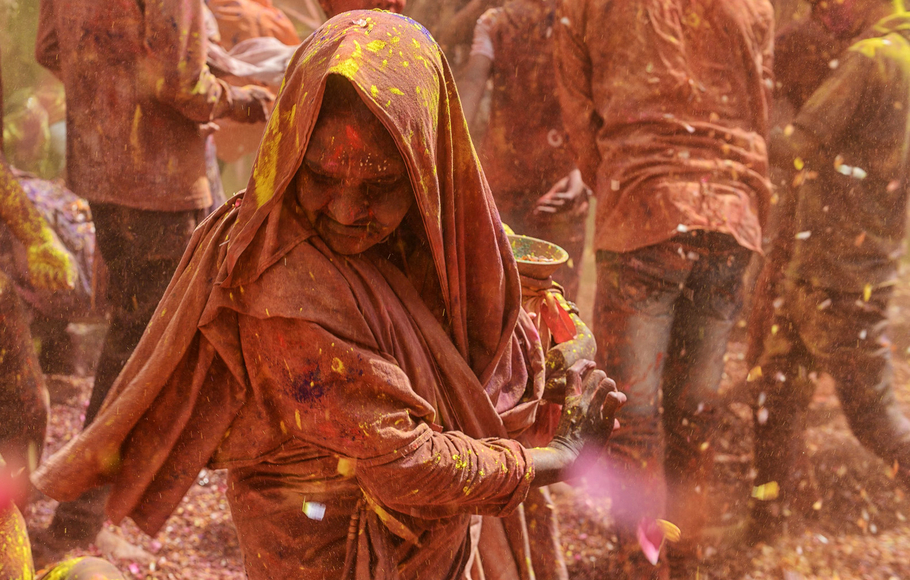 Warna-warni, Perayaan Holi India Utara Penuh Sukacita