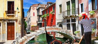 Pesona Abadi Kanal Romantis Venesia untuk Wisata Pasangan