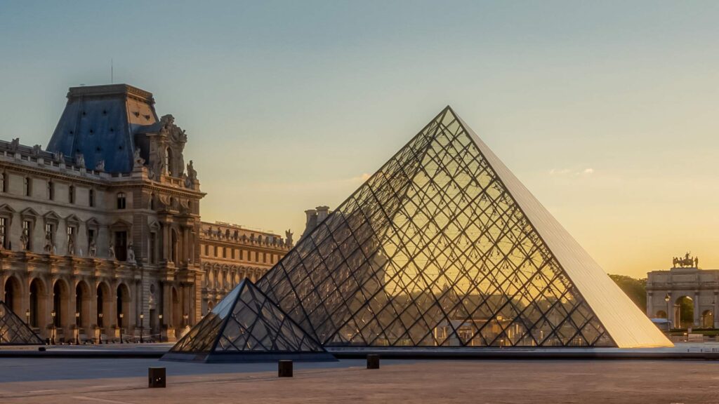 Menjelajahi Louvre Paris Jejak Seni Terkenal Dunia