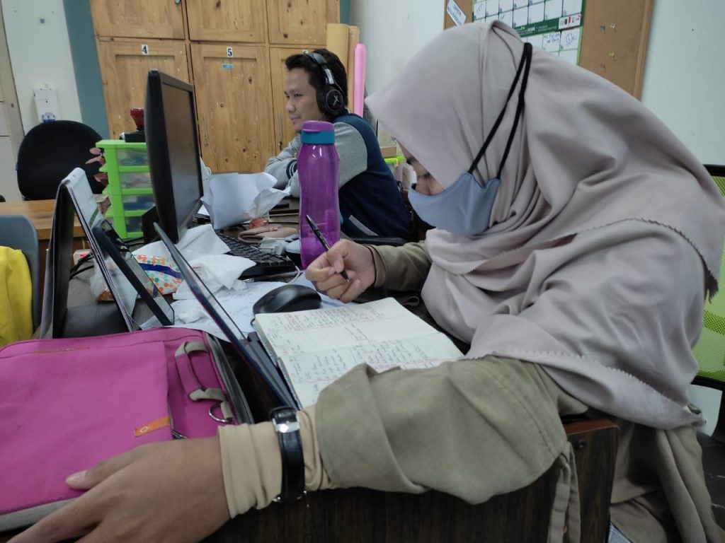 Eksperimen Seru, Haiku Pagi Hari Latihan Menulis Singkat
