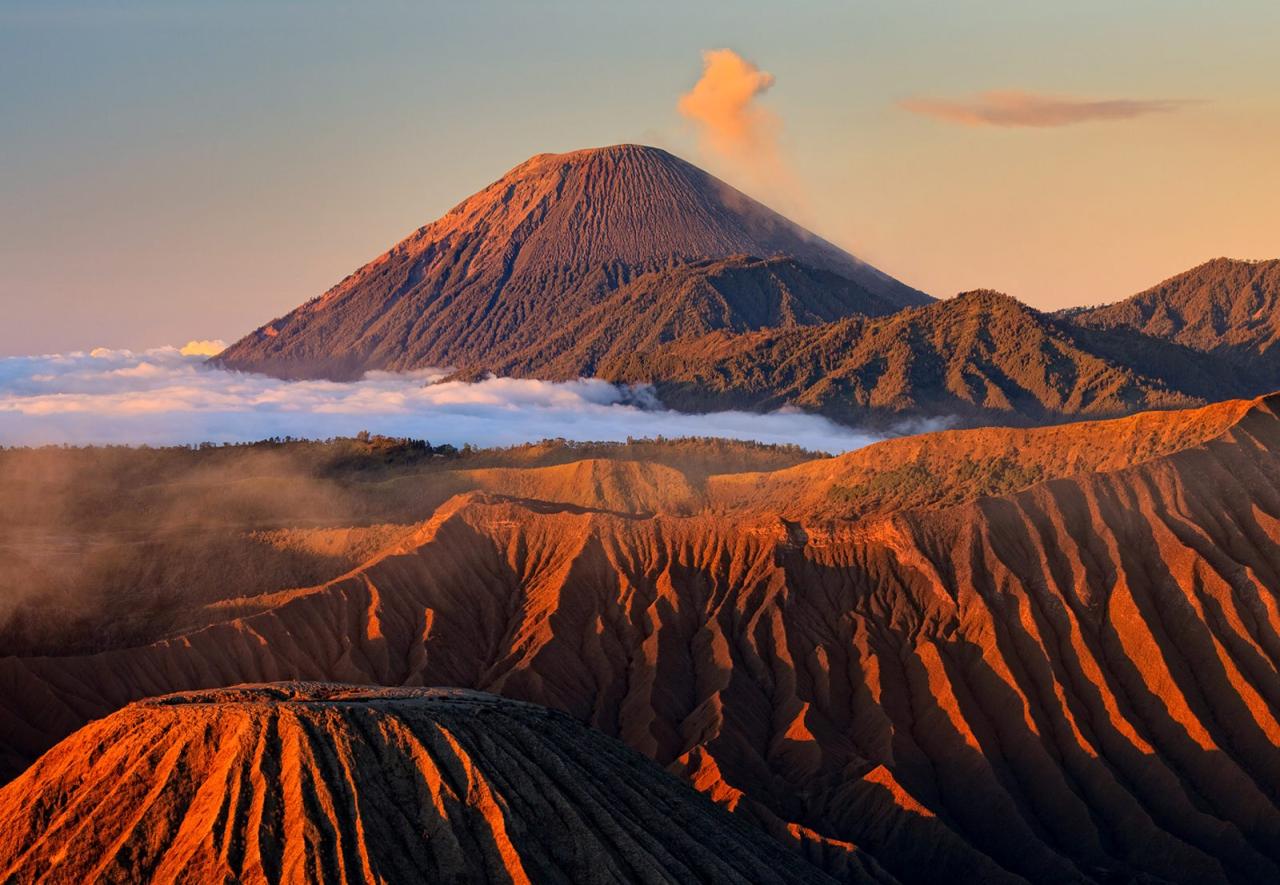 Buat Para Traveler, 6 Wisata Sunrise dan Sunset di Indonesia ini akan ... Nikmati sunset gratis terbaik di Indonesia tanpa biaya masuk