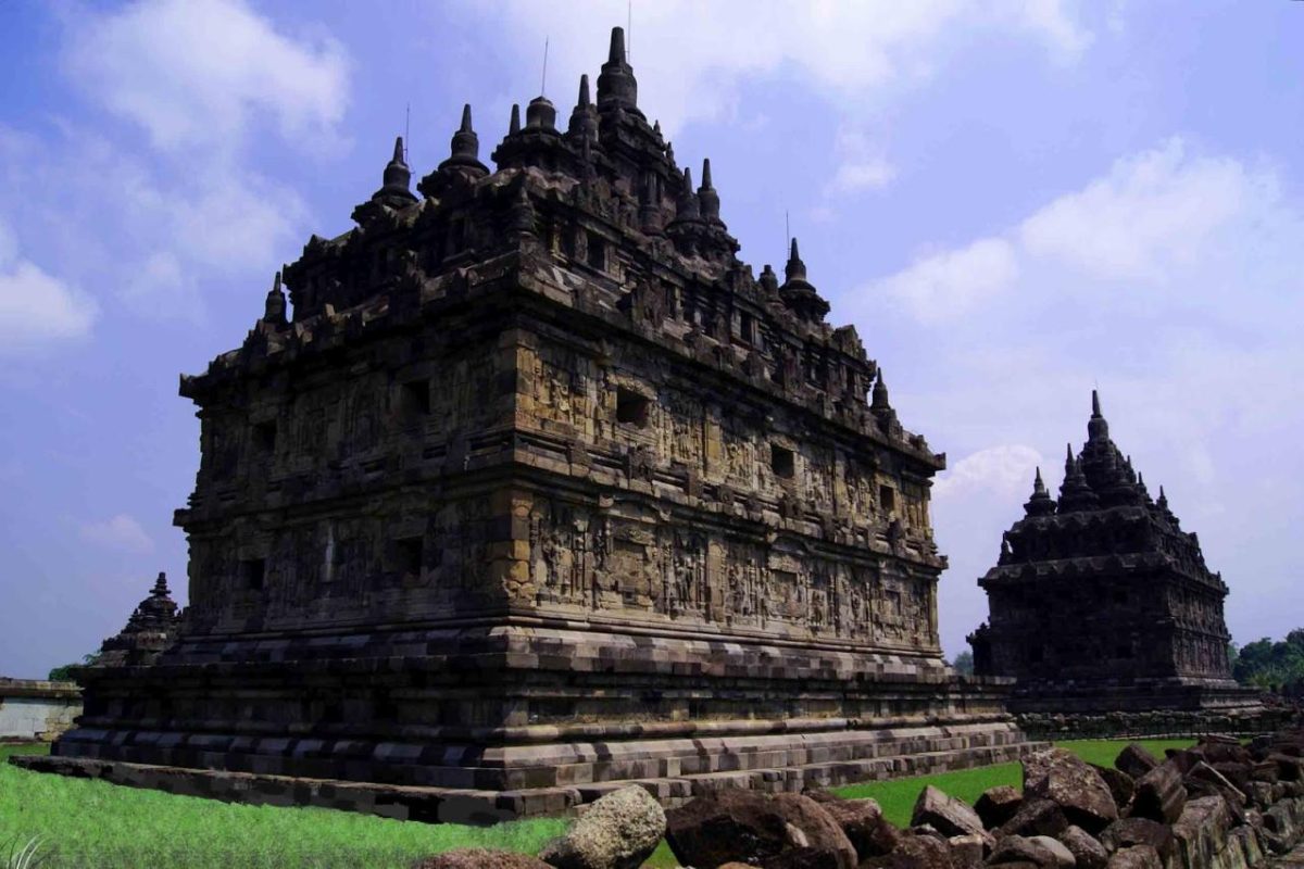 Eksplorasi Candi-candi Jawa Tengah dengan Anggaran Terbatas Petualangan Hemat