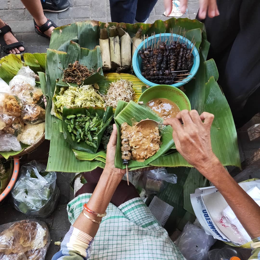 Wisata kuliner kaki lima paling murah di Surabaya